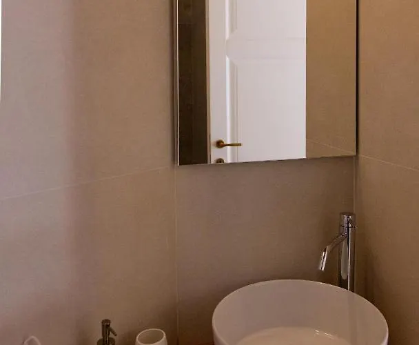 Couette-café Repetita Juvant 4*