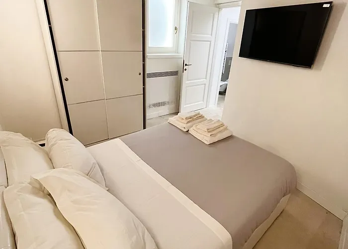 Repetita Juvant Bed & Breakfast 4*